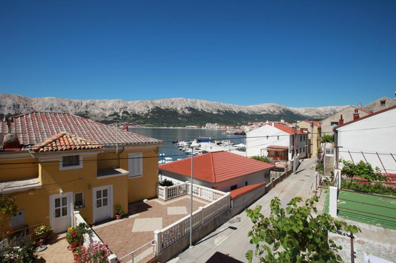 Apartment Mario With Terrace And Sea View Башка Экстерьер фото